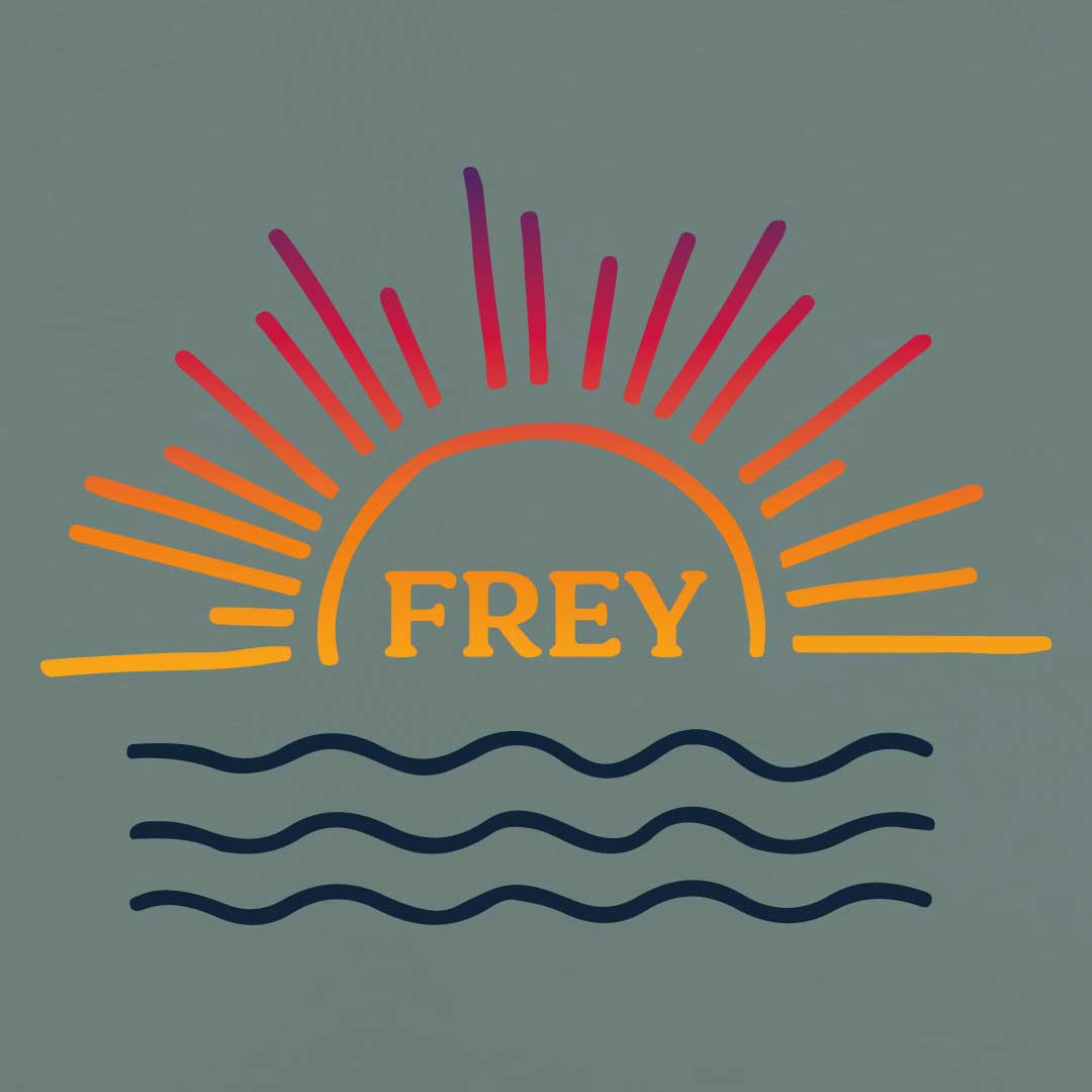 Sun FREY Women's T-shirt | Green Bay